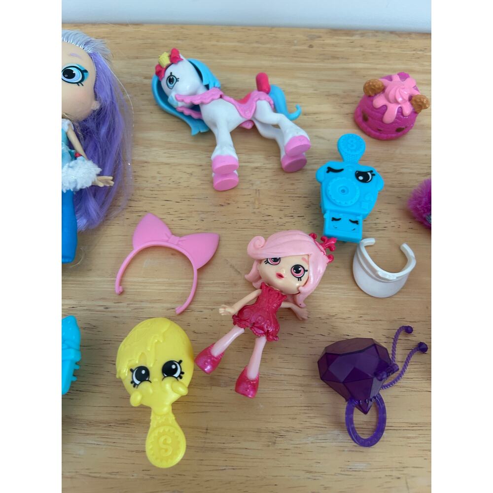 Shopkins Kindi Kids Doll Lot – Marsha Mello, Donatina, Petkins & Accessories - Picture 3 of 8